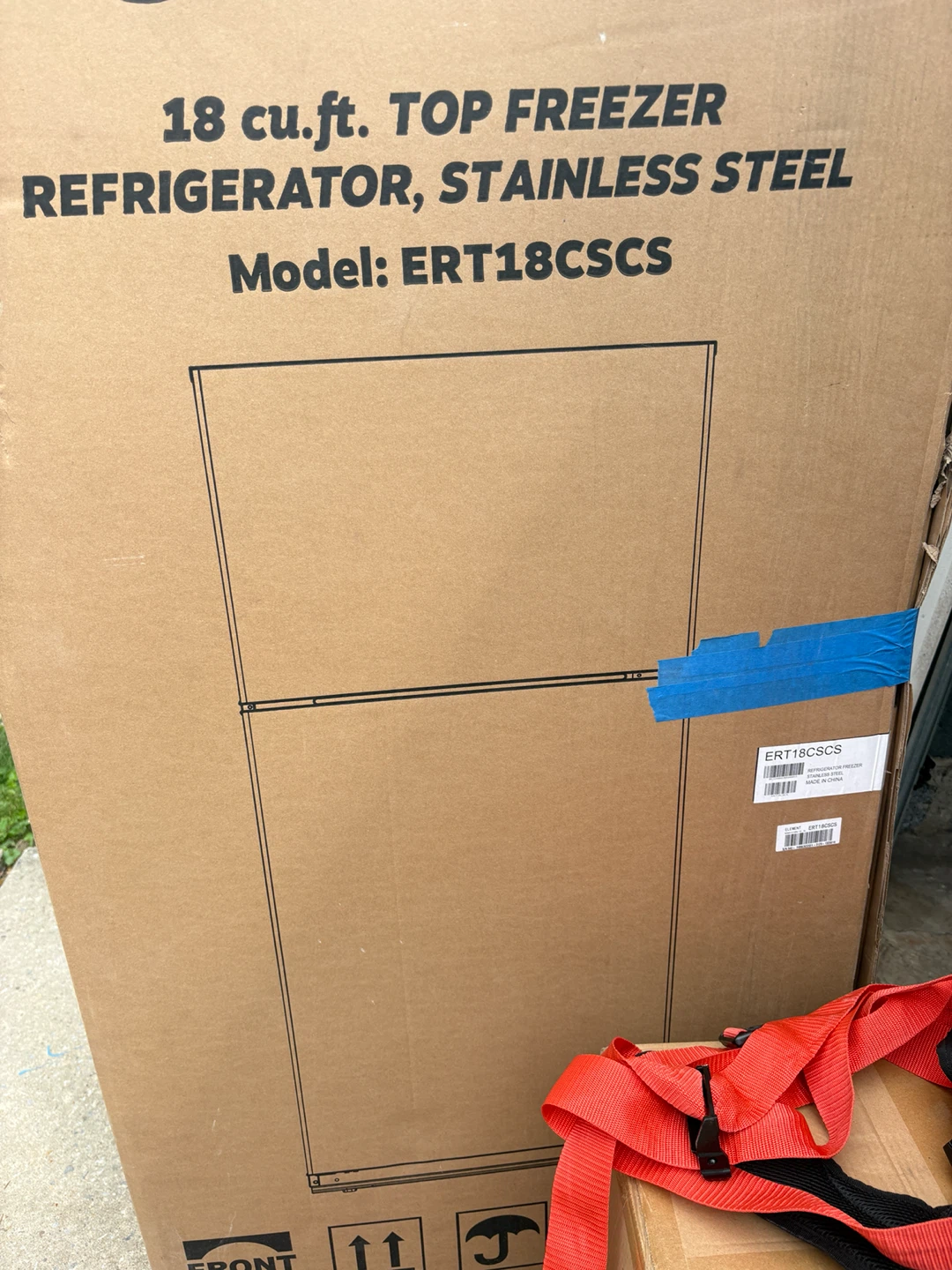 Element 18 cu.ft. Stainless Steel Top Freezer Refrigerator - photo 2