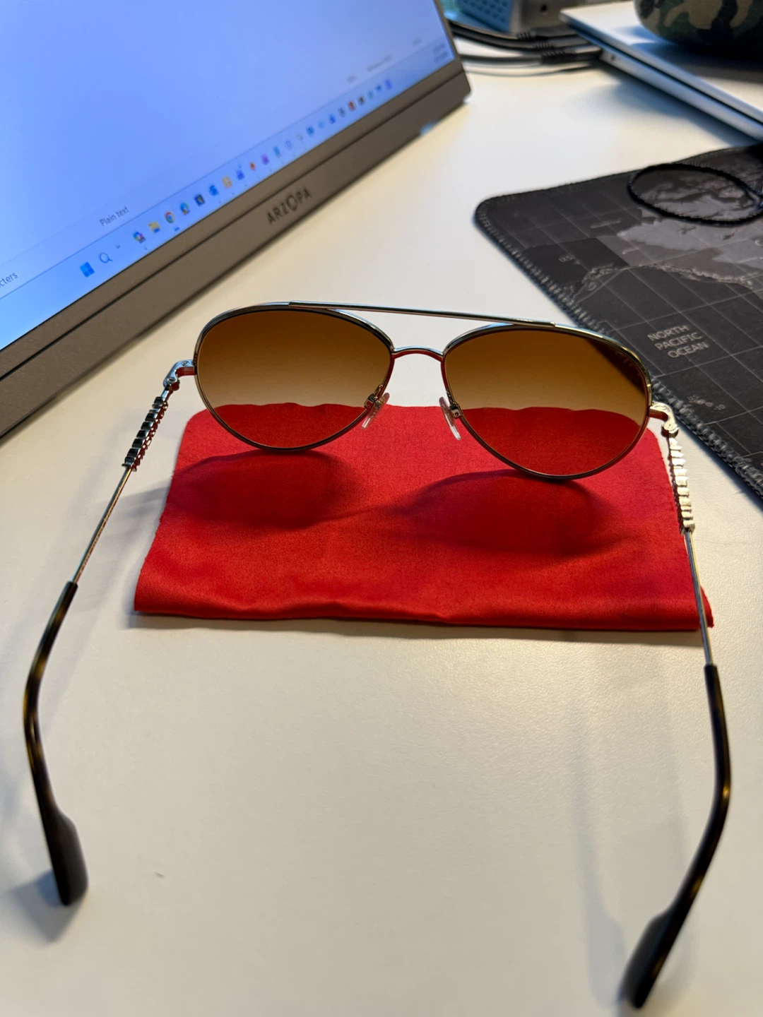 Burberry Sunglasses - photo 3