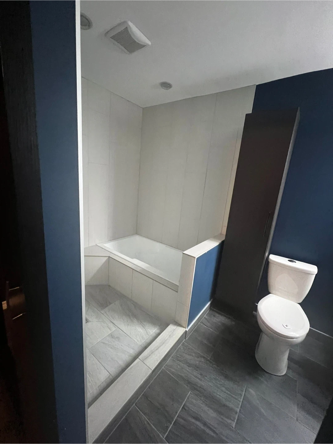 Room for Rent - photo 4