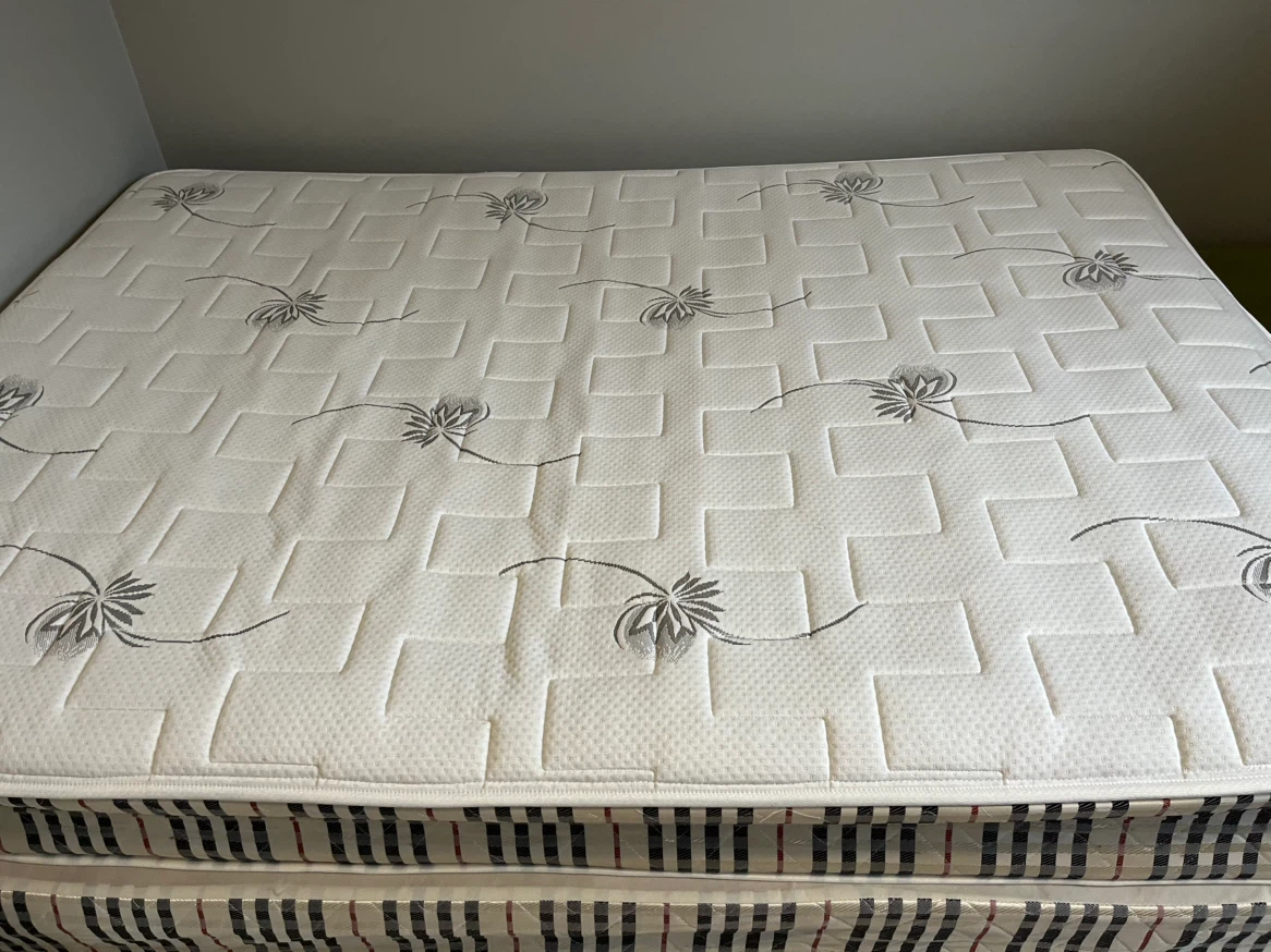 Double bed - photo 3