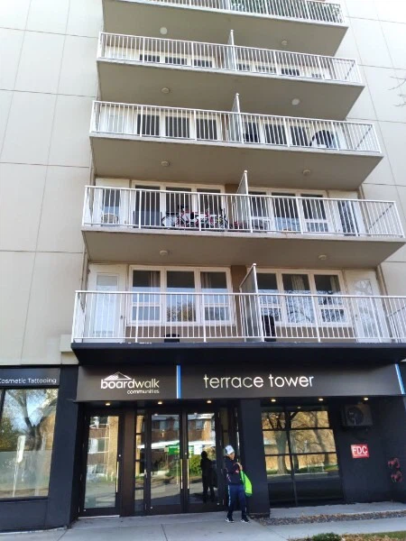 Lease Takeover (NO DEPOSIT REQUIRED) - 2 Bedroom Apartment)