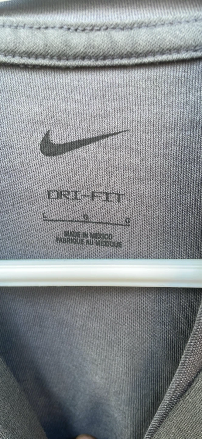 Nike Canada Hockey Hoodie - Grey - Size L - photo 3