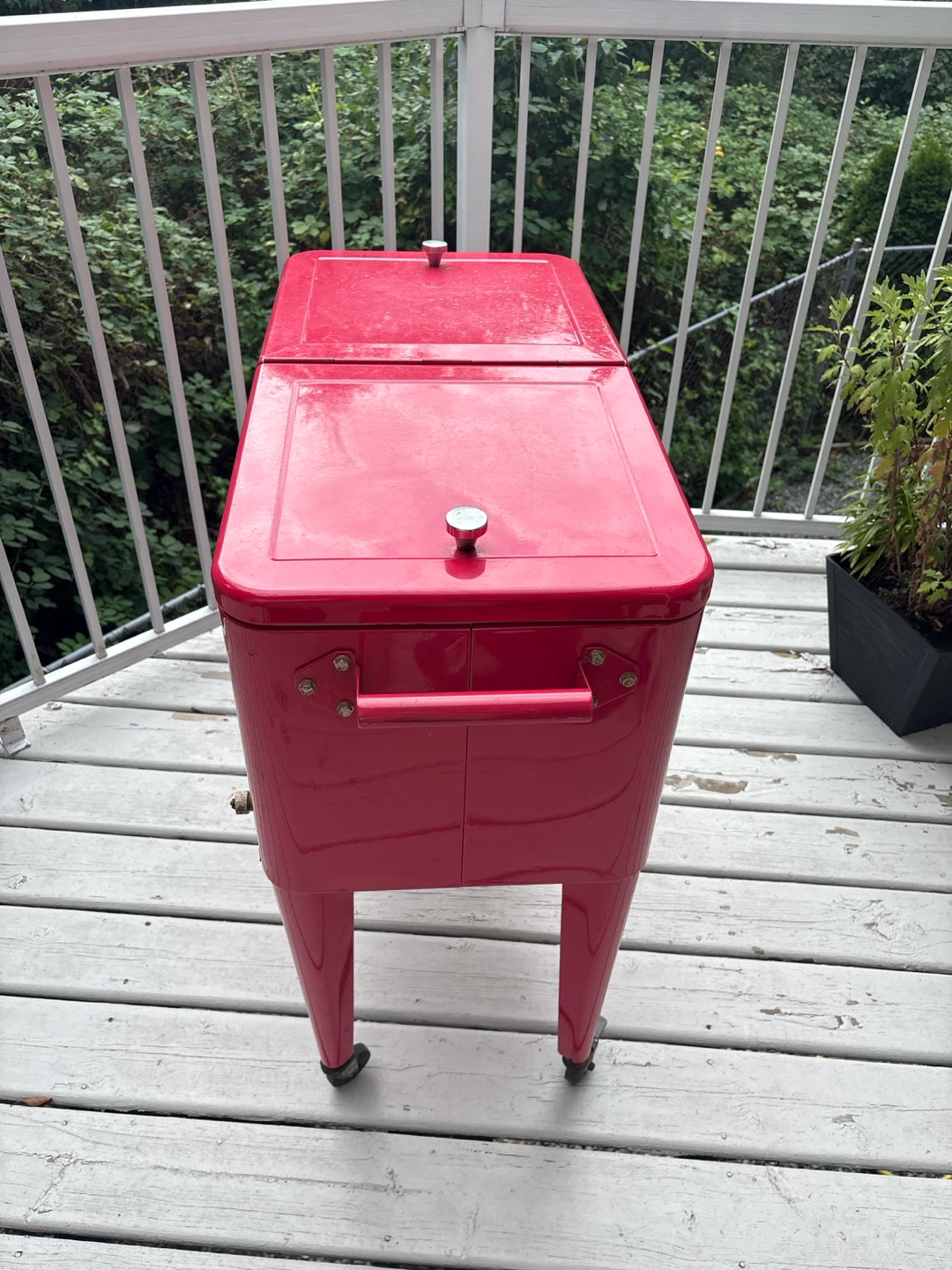 Red Portable Outdoor Rolling Cooler - photo 2