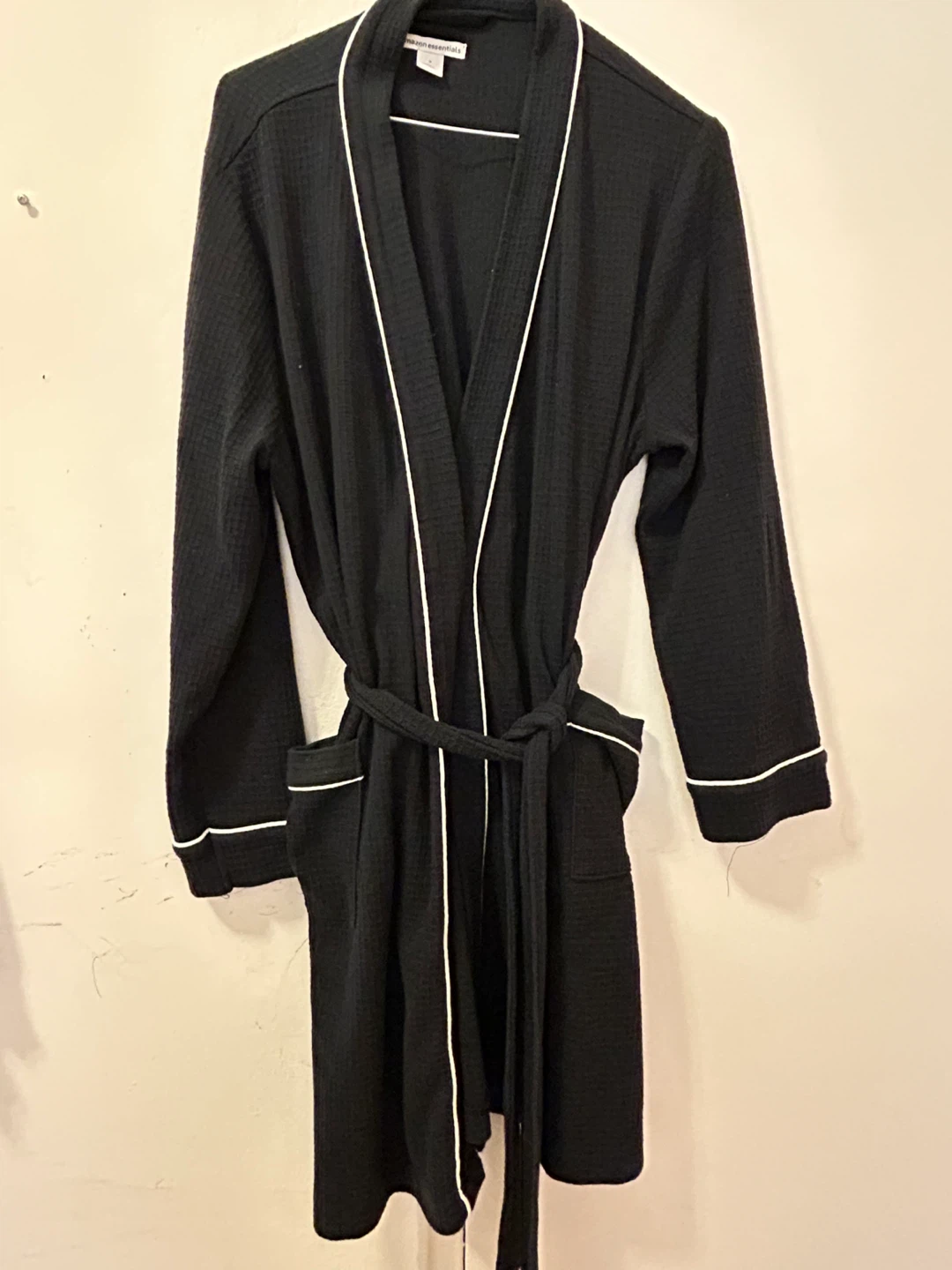 Amazon Essentials Black Waffle Bathrobe - photo 2
