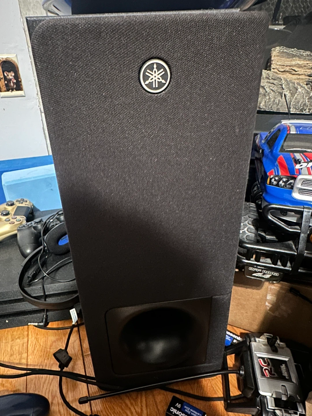 Yamaha YAS-207 Soundbar and Wireless Subwoofer