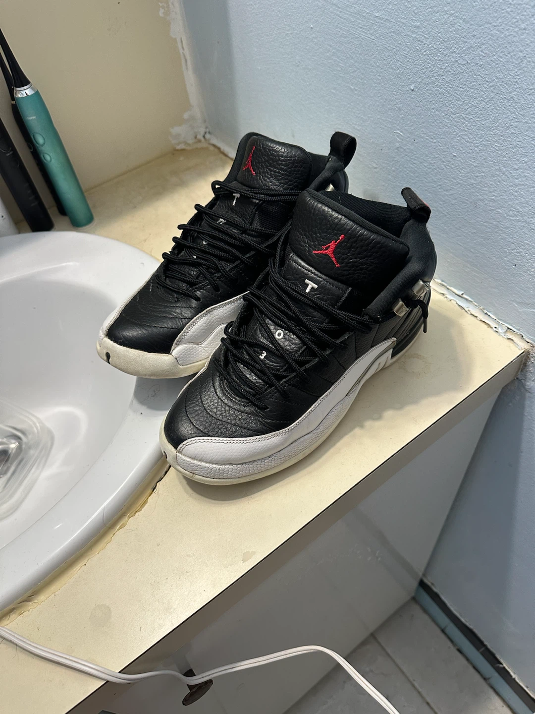 Air Jordan 12 Retro Black White Size 6.5Y