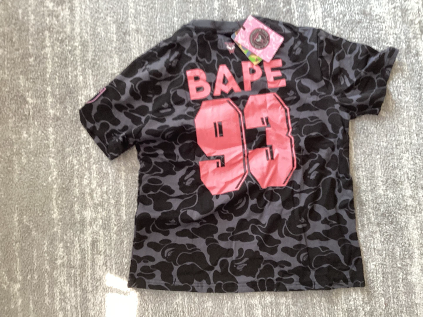 A Bathing Ape Miami T-Shirt - photo 4