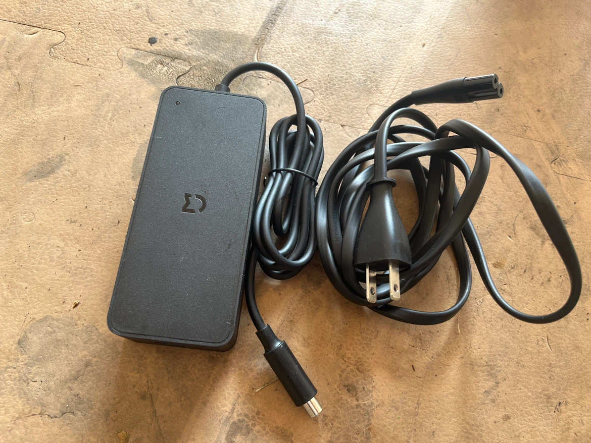 XiaoMi Electric Scooter Charger - photo 2