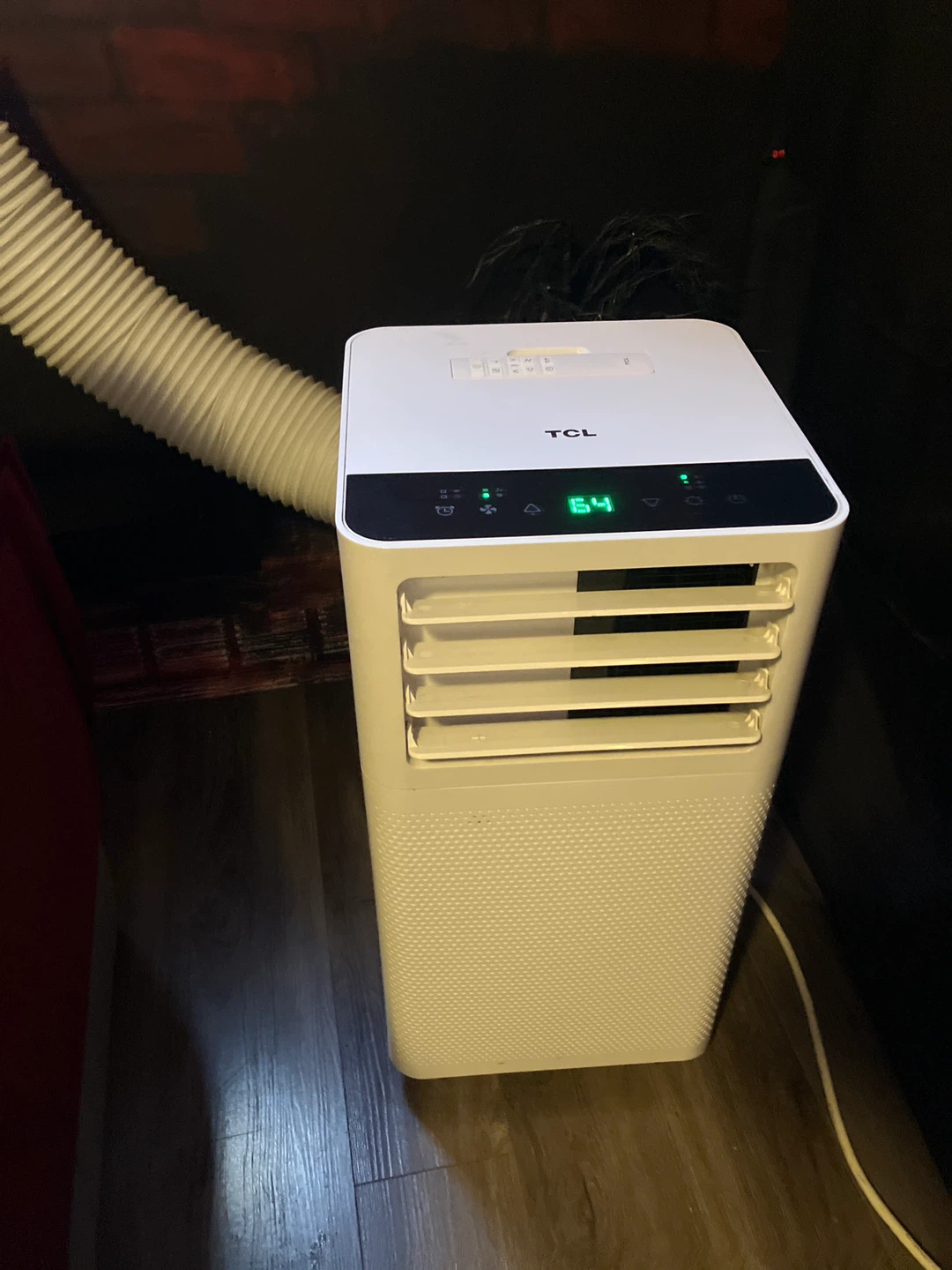 TCL Portable Air Conditioner H5P24W - photo 4