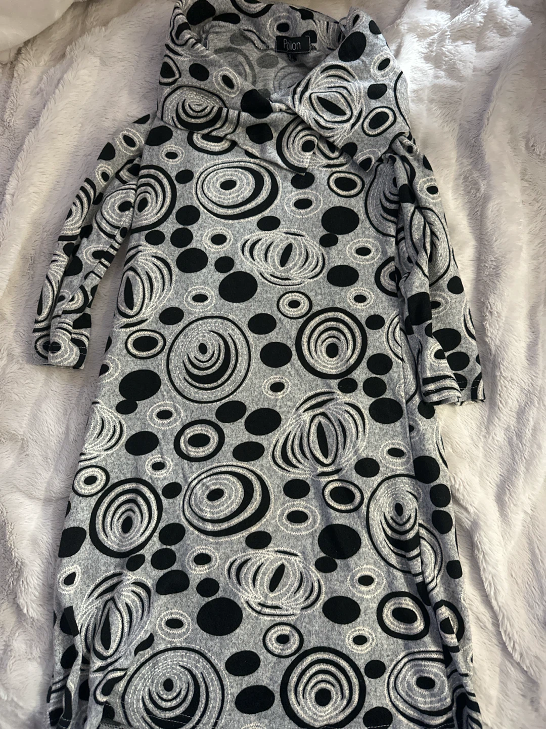 Assorted Closet Clearout (#1) – Clothes Starting at $5! - photo 4
