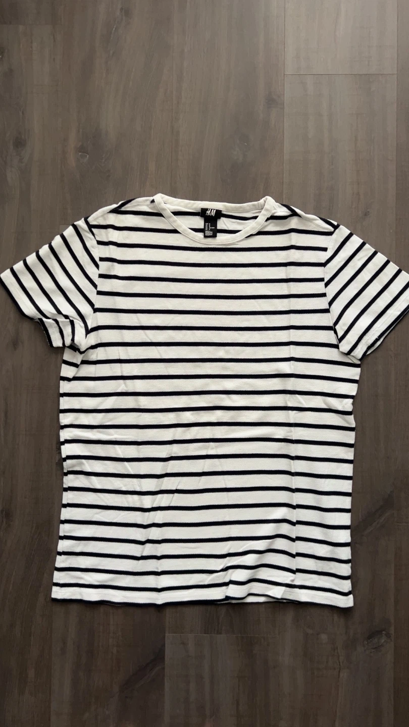 H&M Striped T-Shirt Size M