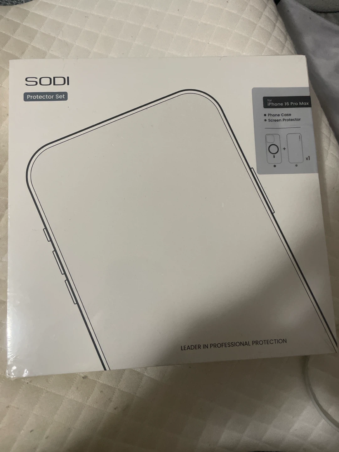 SODI Protector Set for iPhone 16 Pro Max