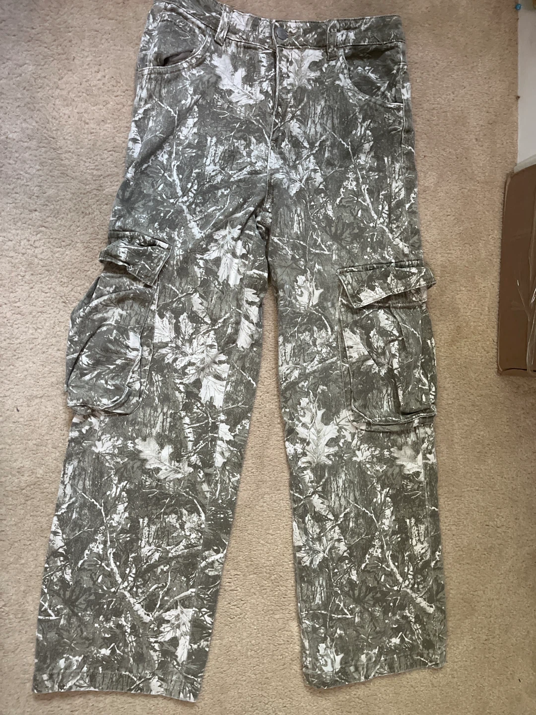 Refuge Cargo Camo Pants