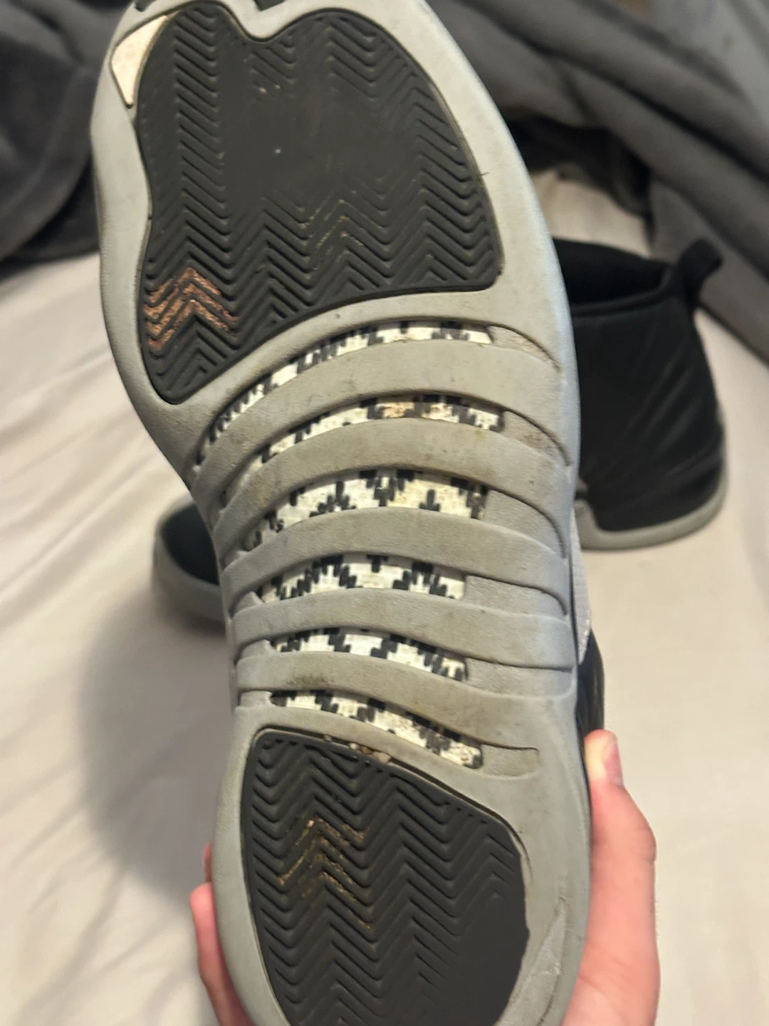 Air Jordan 12 Retro Black/Grey Size 10.5 - photo 3