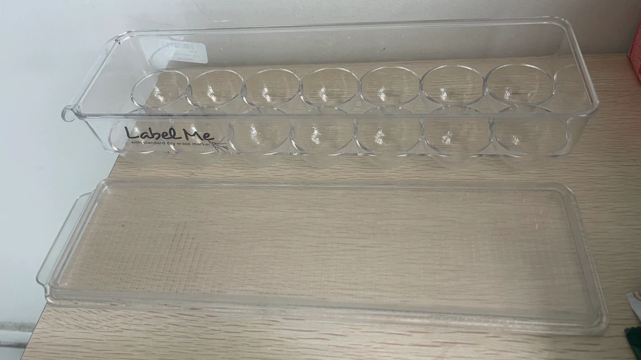 Clear 12-Egg Container with Lid