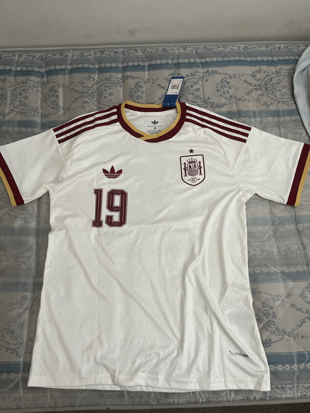 Lamine yamal medium Spain away jersey