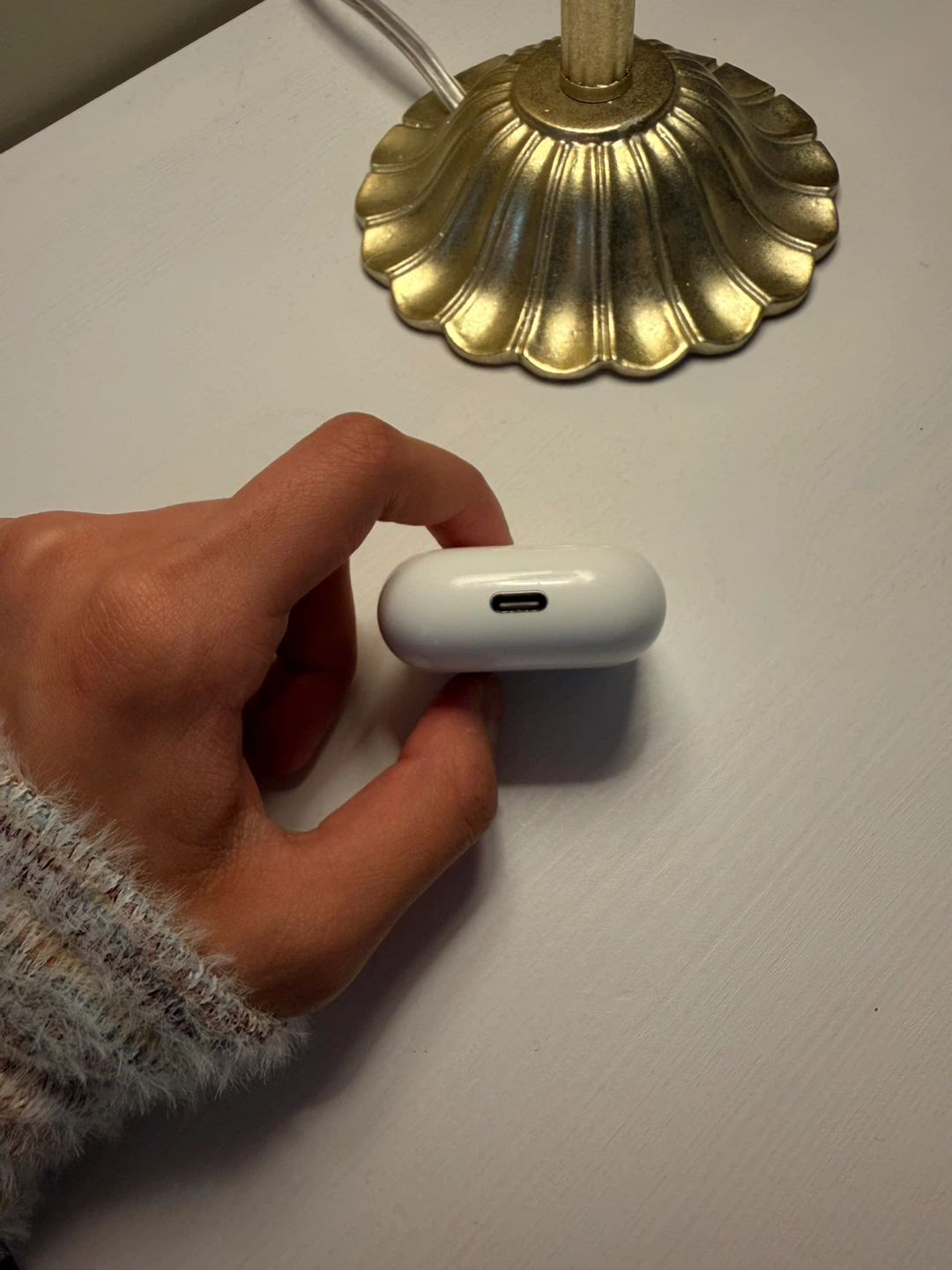 Apple AirPods 4 (standard) - Great Condition - photo 2
