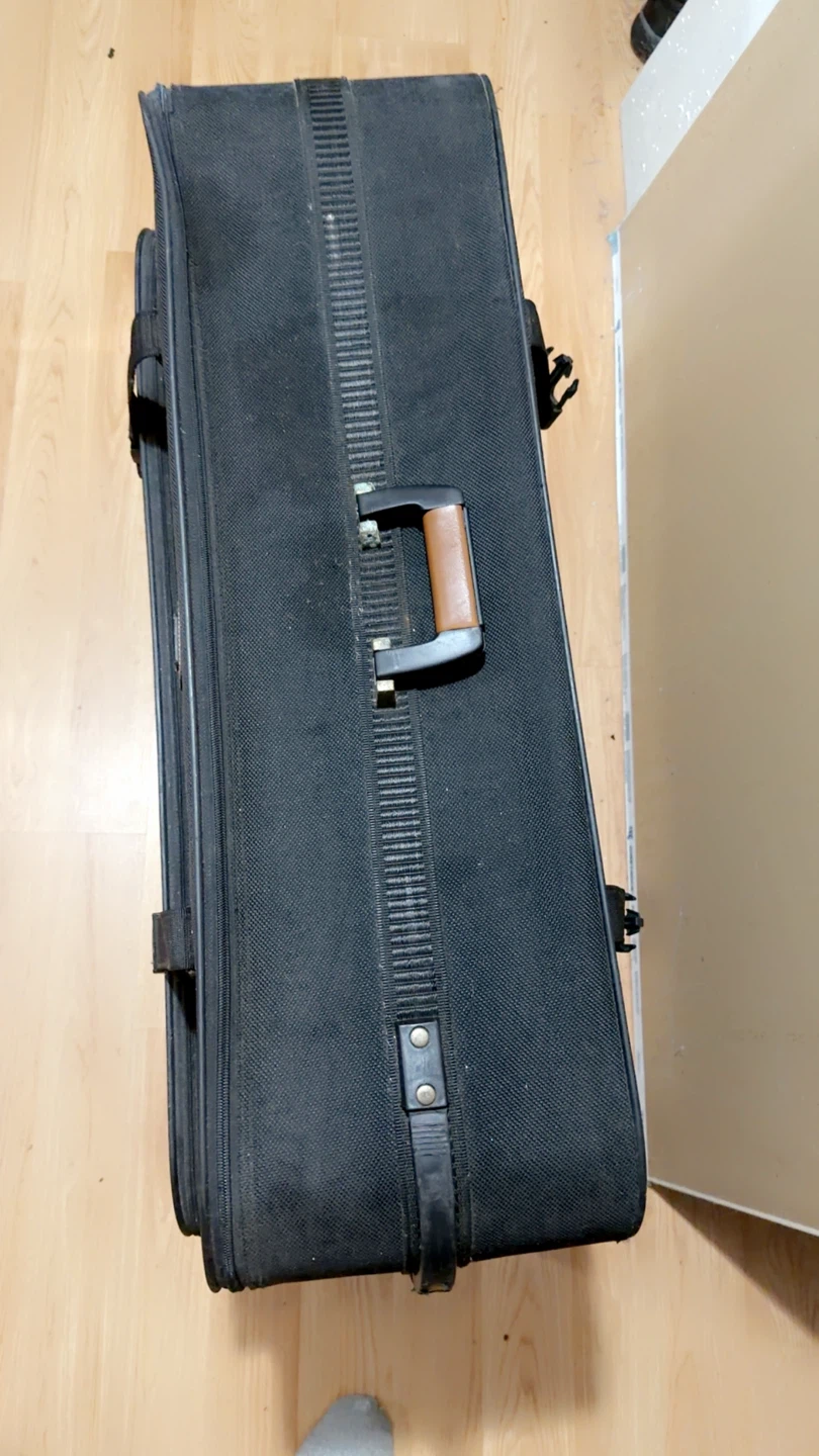 Jaguar Black Suitcase - photo 2