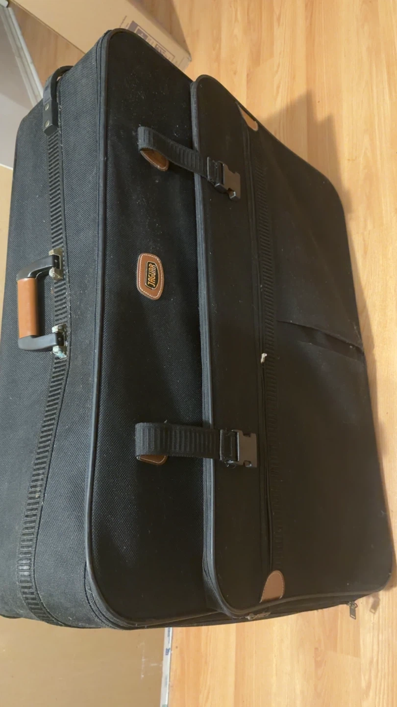 Jaguar Black Suitcase - photo 3