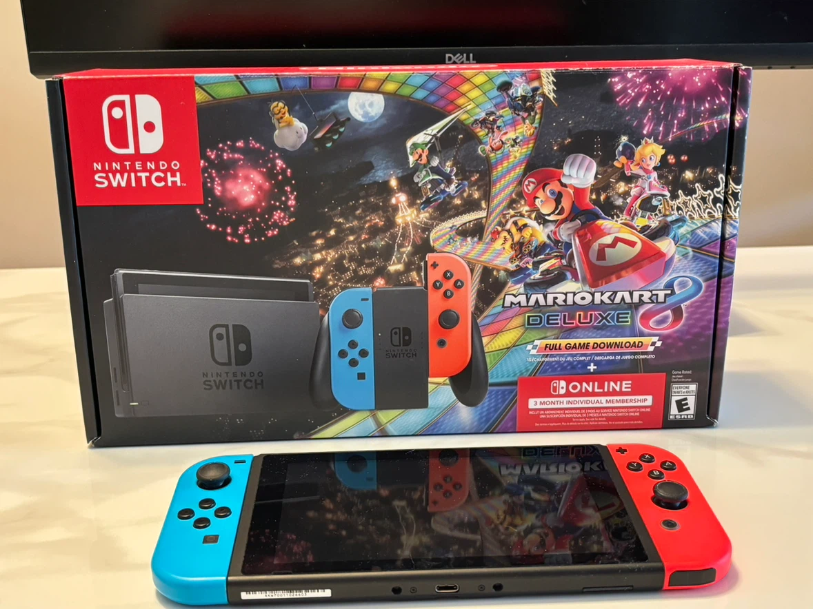 Nintendo Switch Mario Kart 8 Deluxe Bundle ( No game)