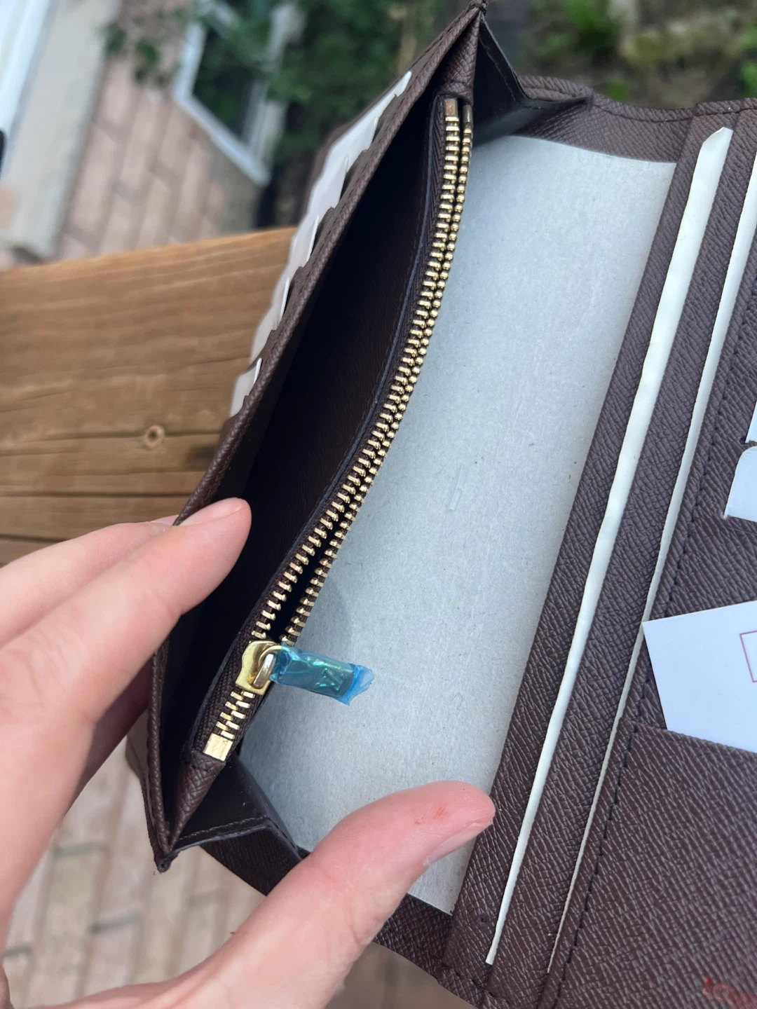 NEW Louis Vuitton Damier Ebene Long Wallet - photo 4