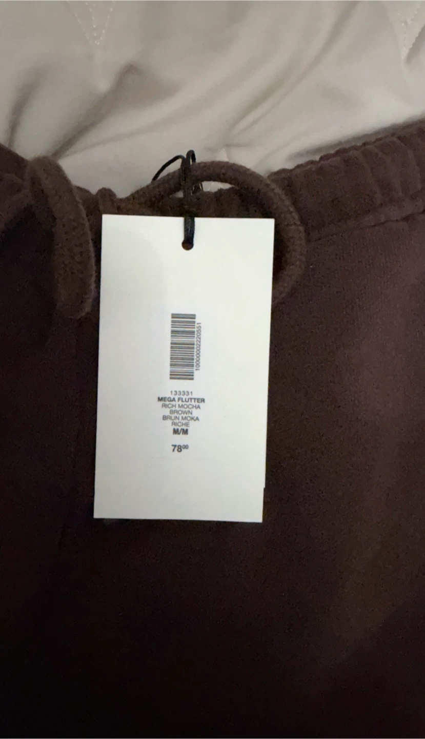 Brand new Aritzia Mega Flutter Sweatpants - photo 2
