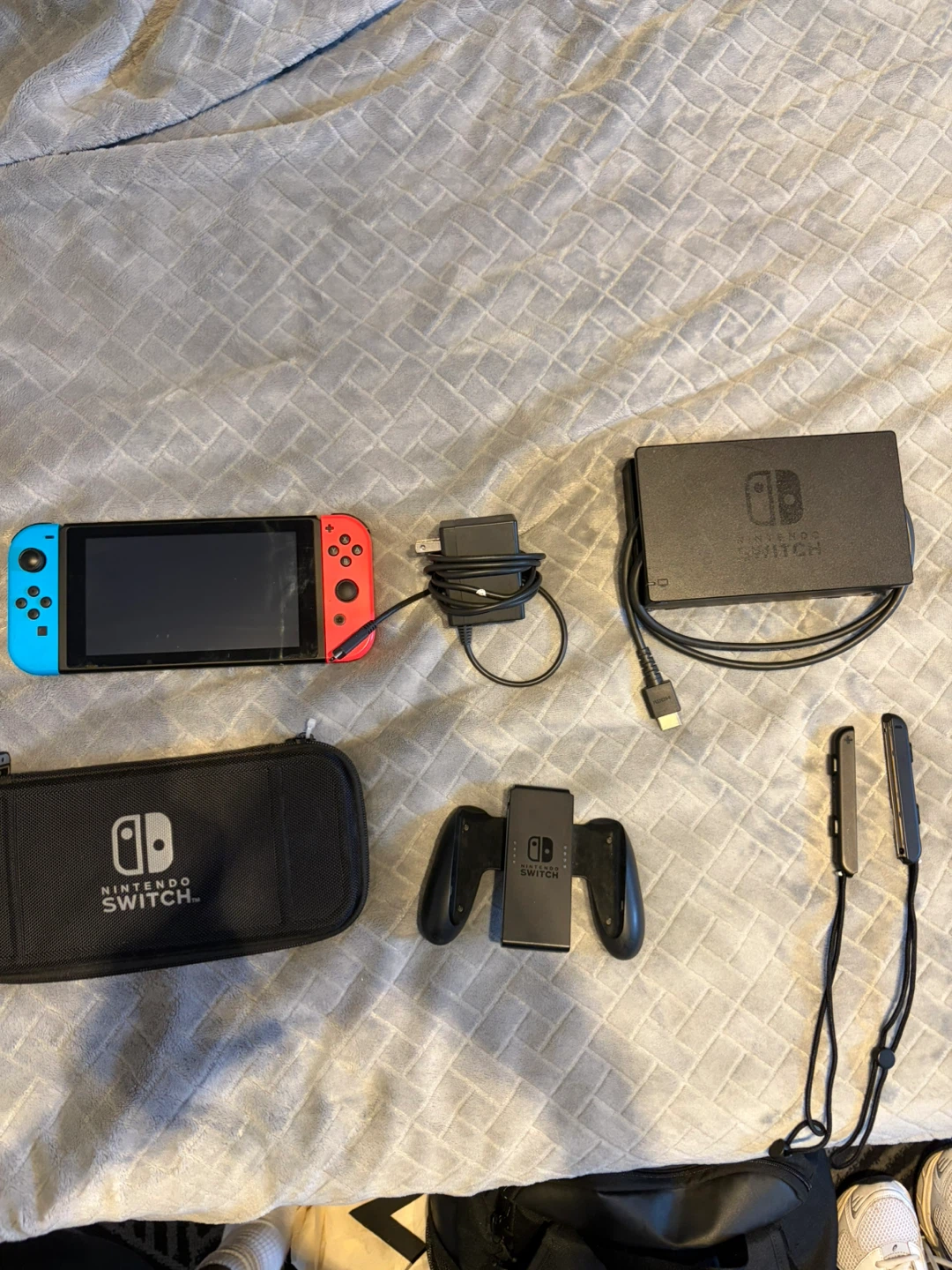 Nintendo switch - photo 2