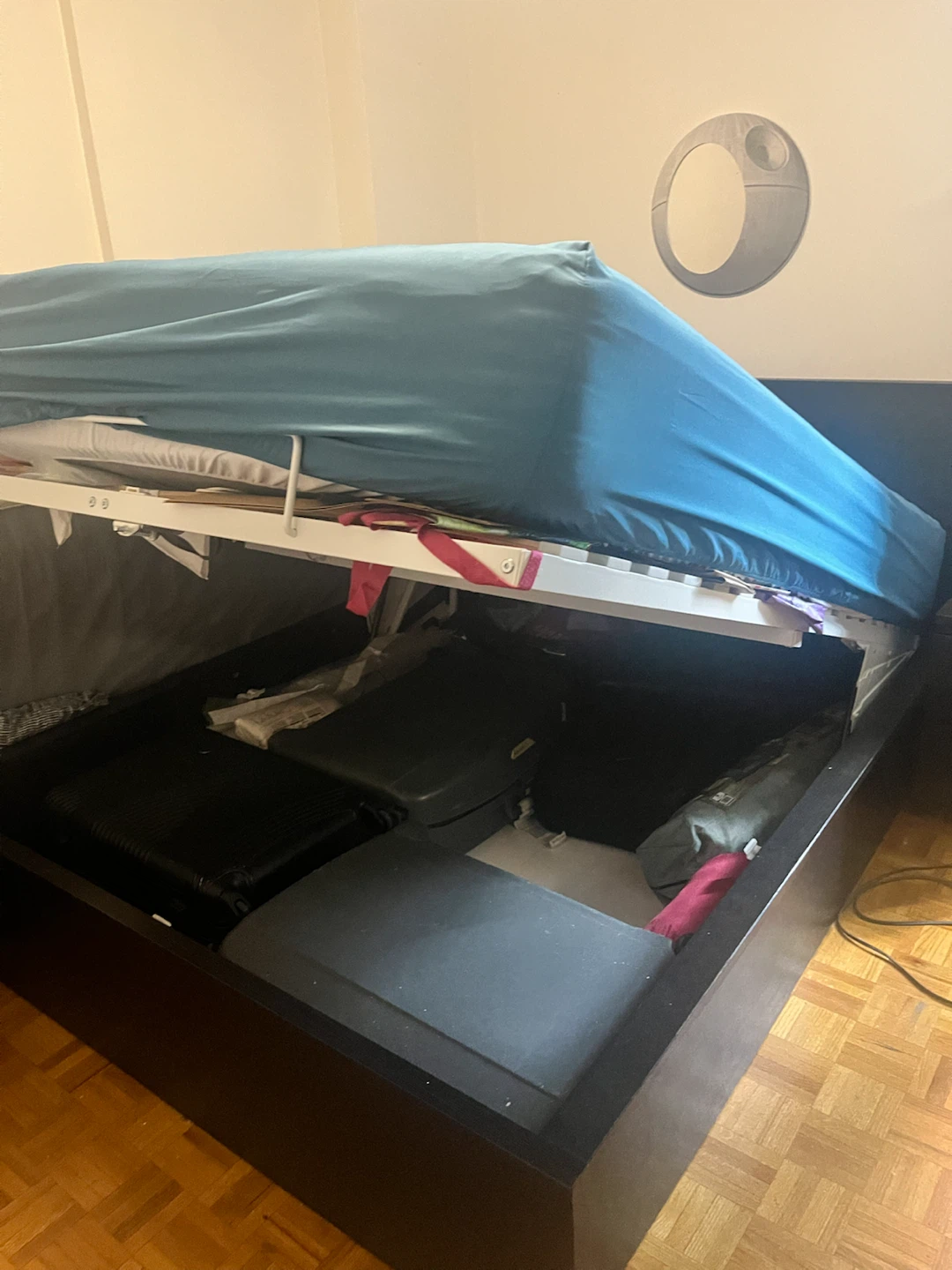 IKEA queen bed with sultan mattress - photo 4