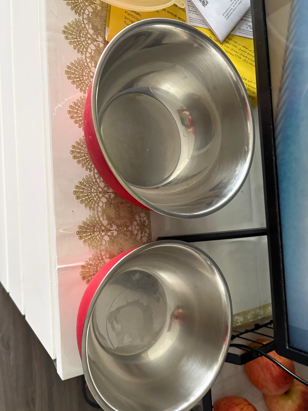 Set of 2 Stainless Steel Mixing Bowls with Lids