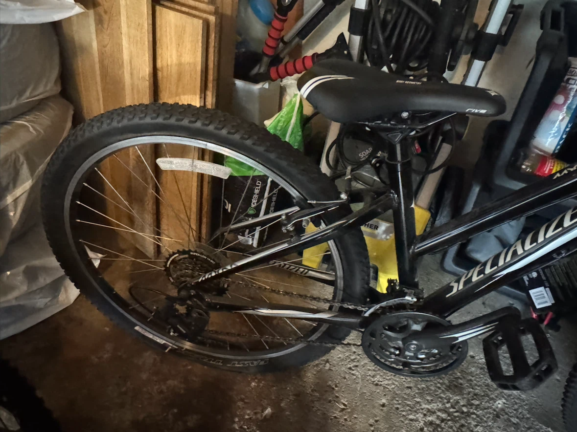 Specialized Myka Mountain Bike - photo 3