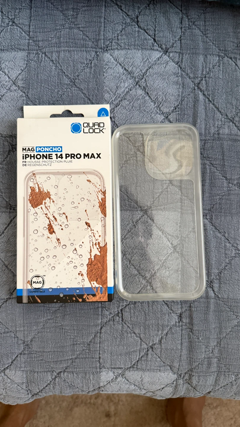 Quad Lock Mag Poncho for iPhone 14 Pro Max - photo 2
