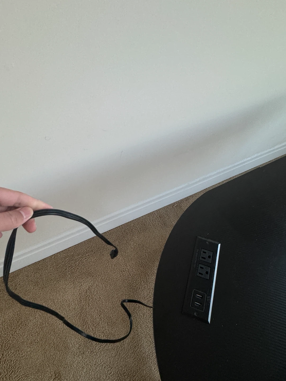 L shaped Carbon Fiber Desk, Includes charging station - photo 3