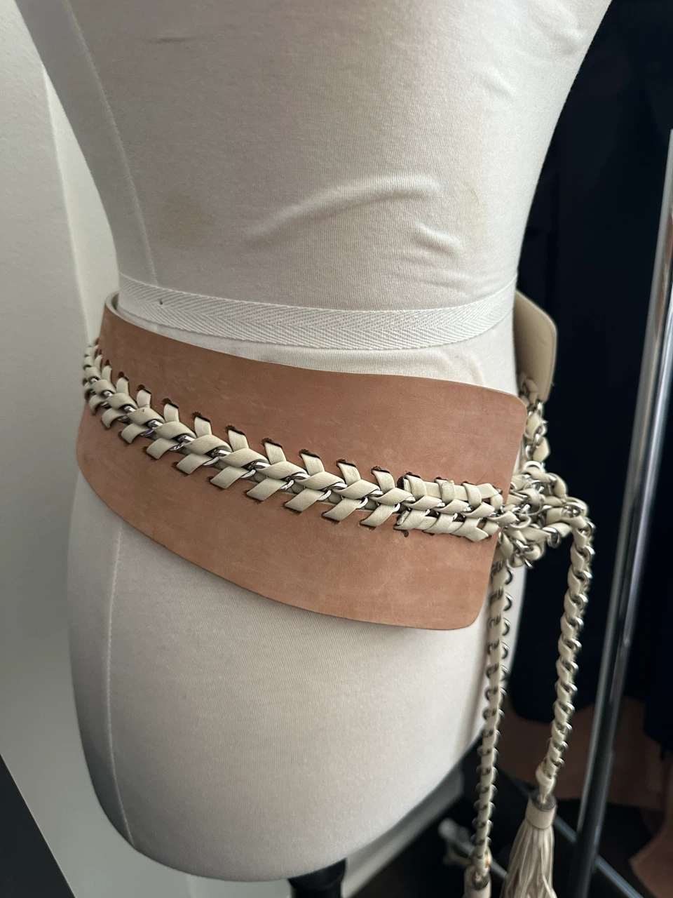 Wide reversible Leather Belt with Chain Detail and Tassels - photo 2