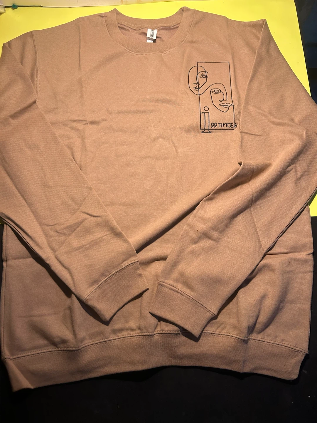 Brown Crewneck Sweatshirt with Line Art Design - Size L - photo 2
