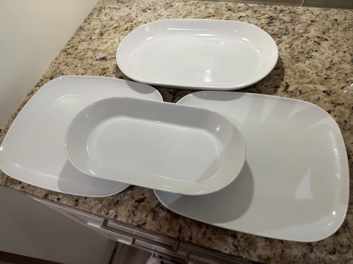 White Dinnerware Set with Plates, Bowls, and Mugs - photo 2
