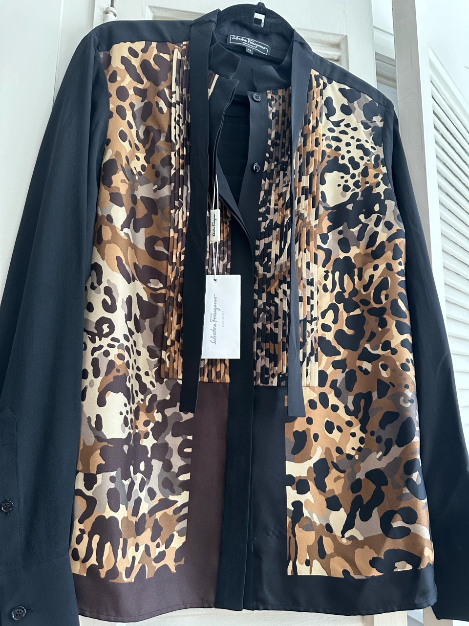 Salvatore Ferragamo Leopard Print Silk Shirt - photo 3