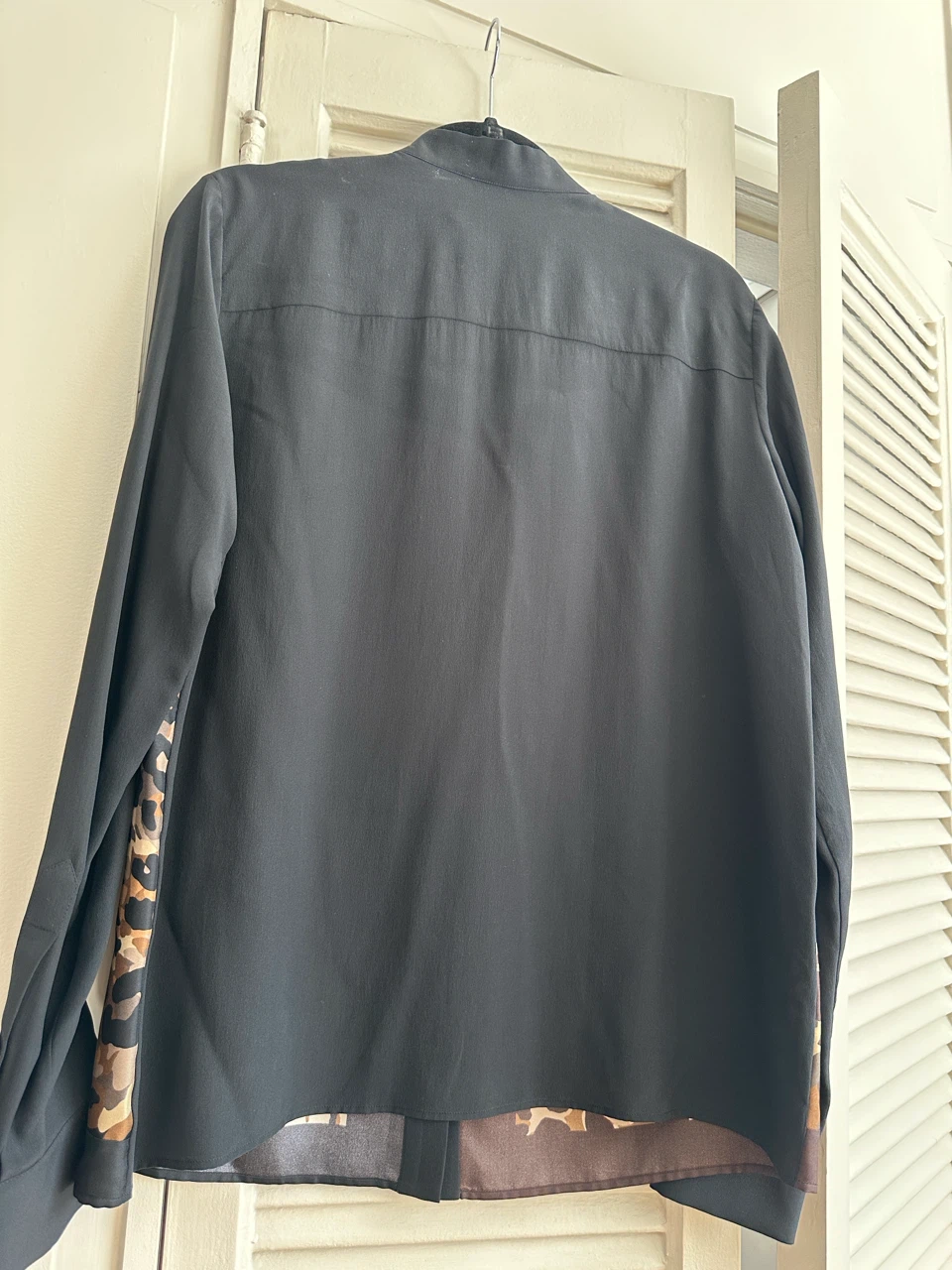 Salvatore Ferragamo Leopard Print Silk Shirt - photo 4