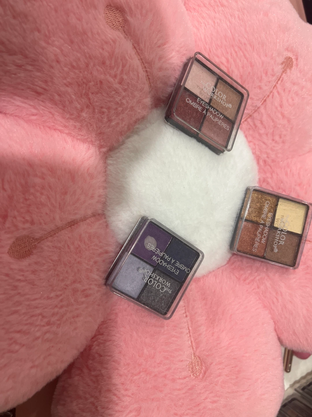 3 Eyeshadow Palettes