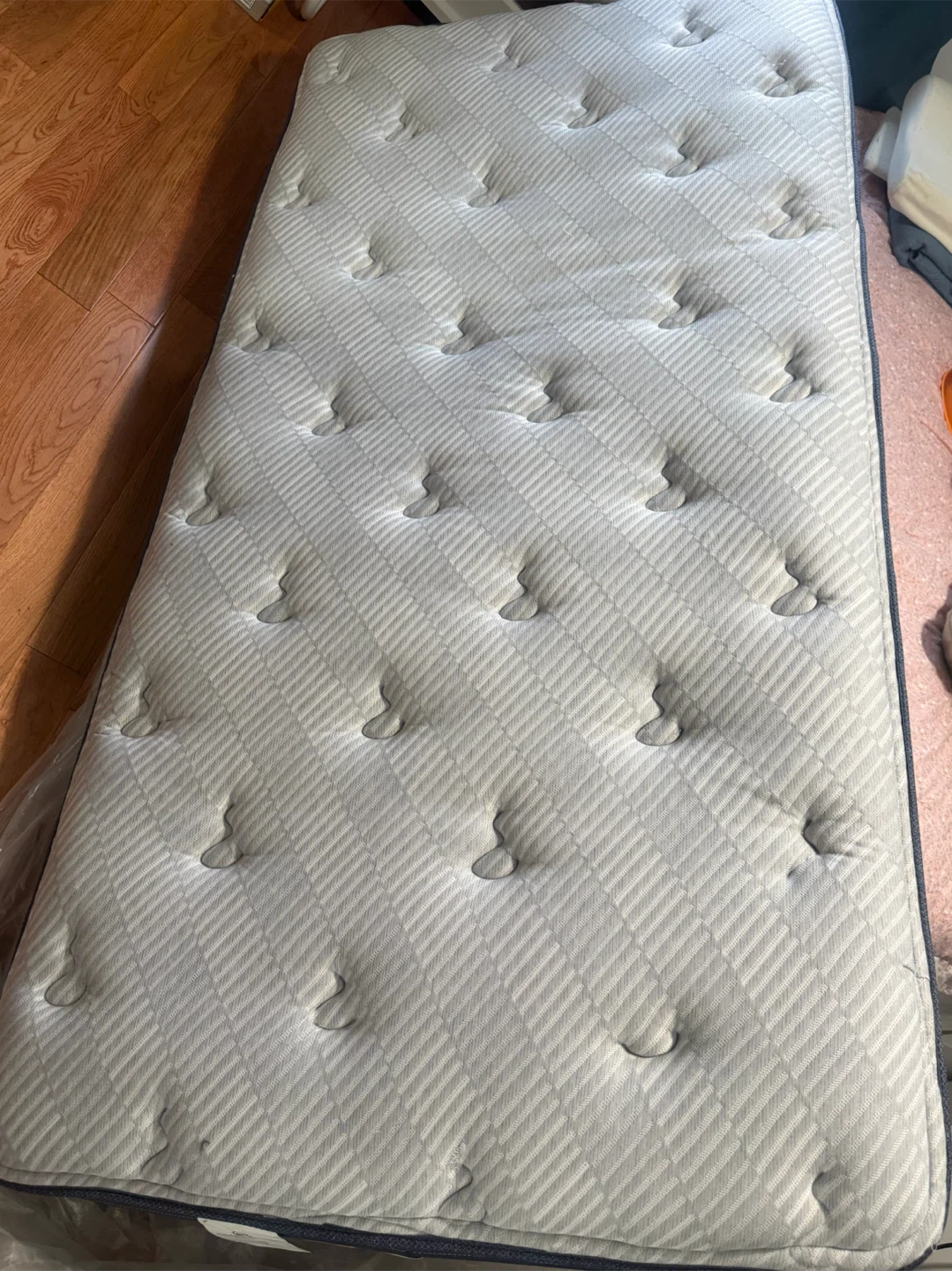 Serta Twin Mattress 11.5”