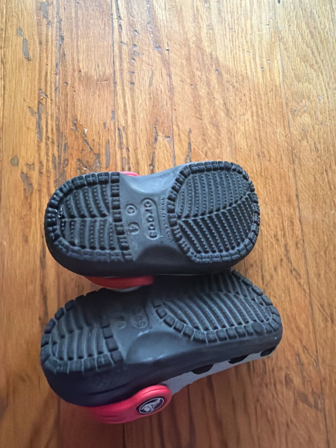 Kids' Crocs Clogs Size C4 - photo 3