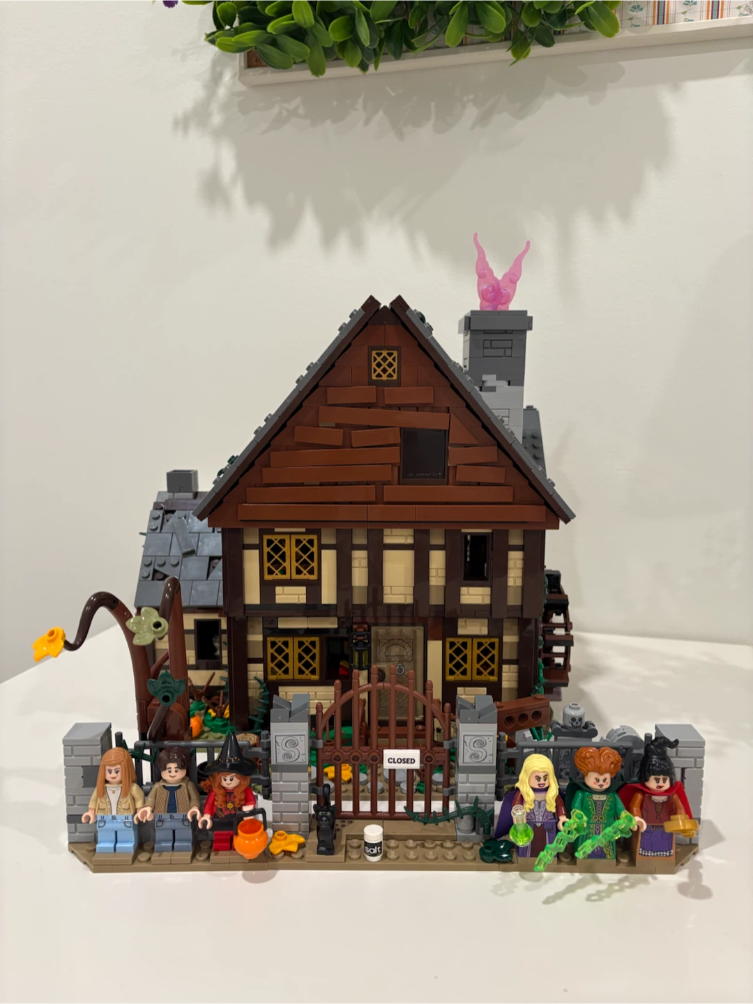 LEGO Hocus Pocus: The Sanderson Sisters’ Cottage