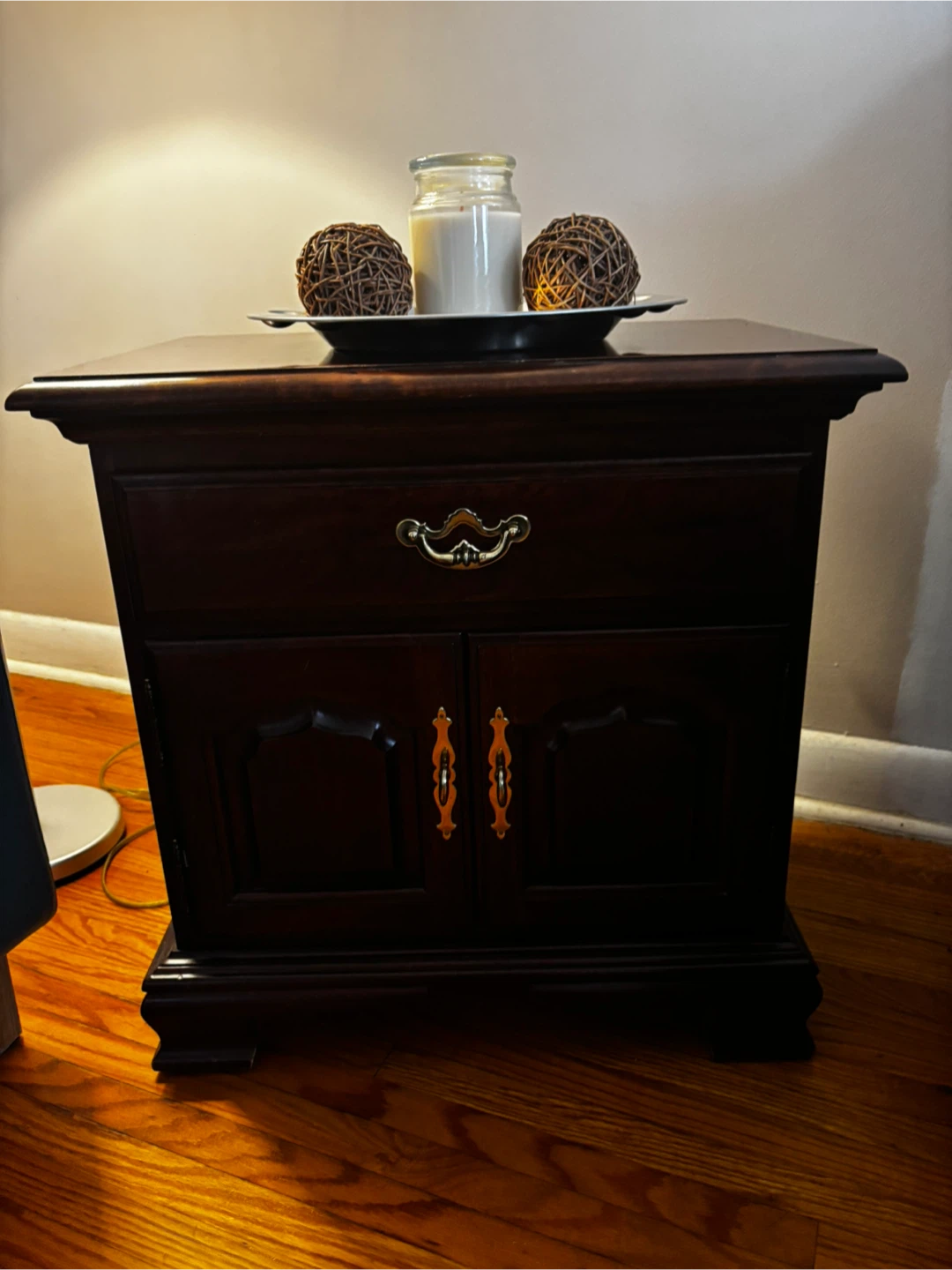 Solid Wood End Tables x2 - photo 2