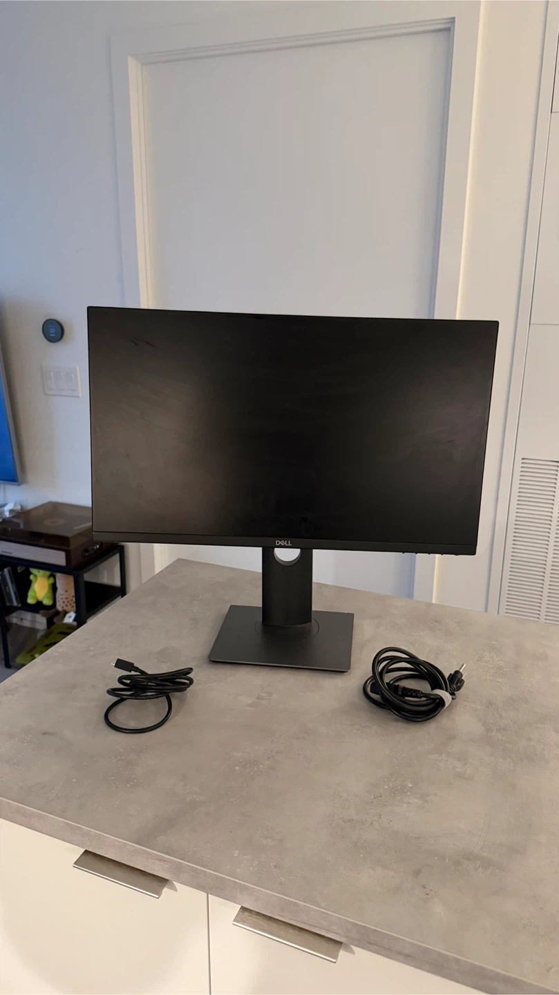 NEW Dell Monitor