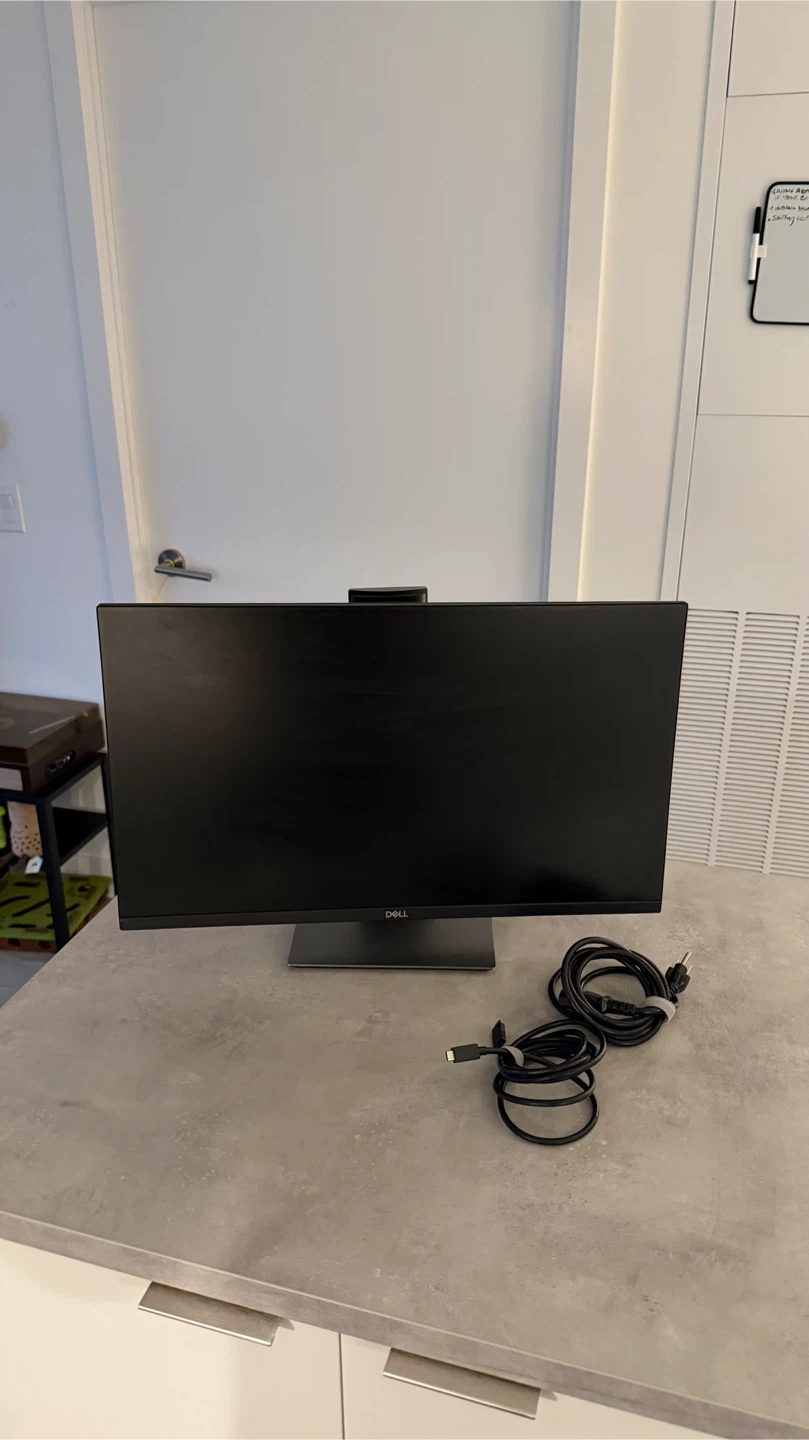 NEW Dell Monitor - photo 2