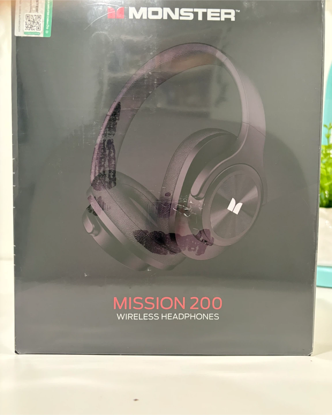 NEVER OPENED: Monster Wireless Headphones - photo 2