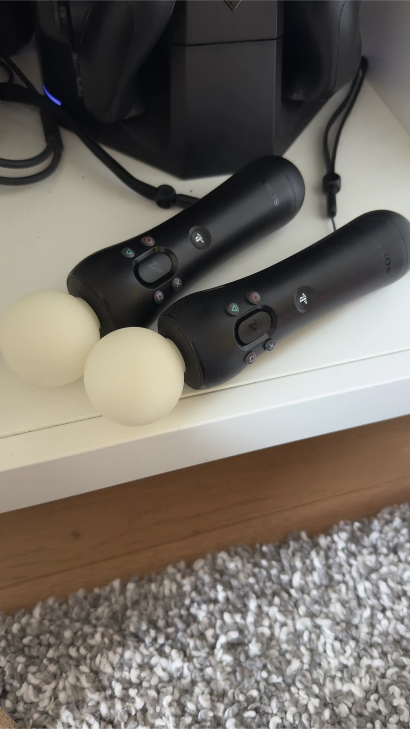 PlayStation VR Bundle with Games and Accessories - photo 2