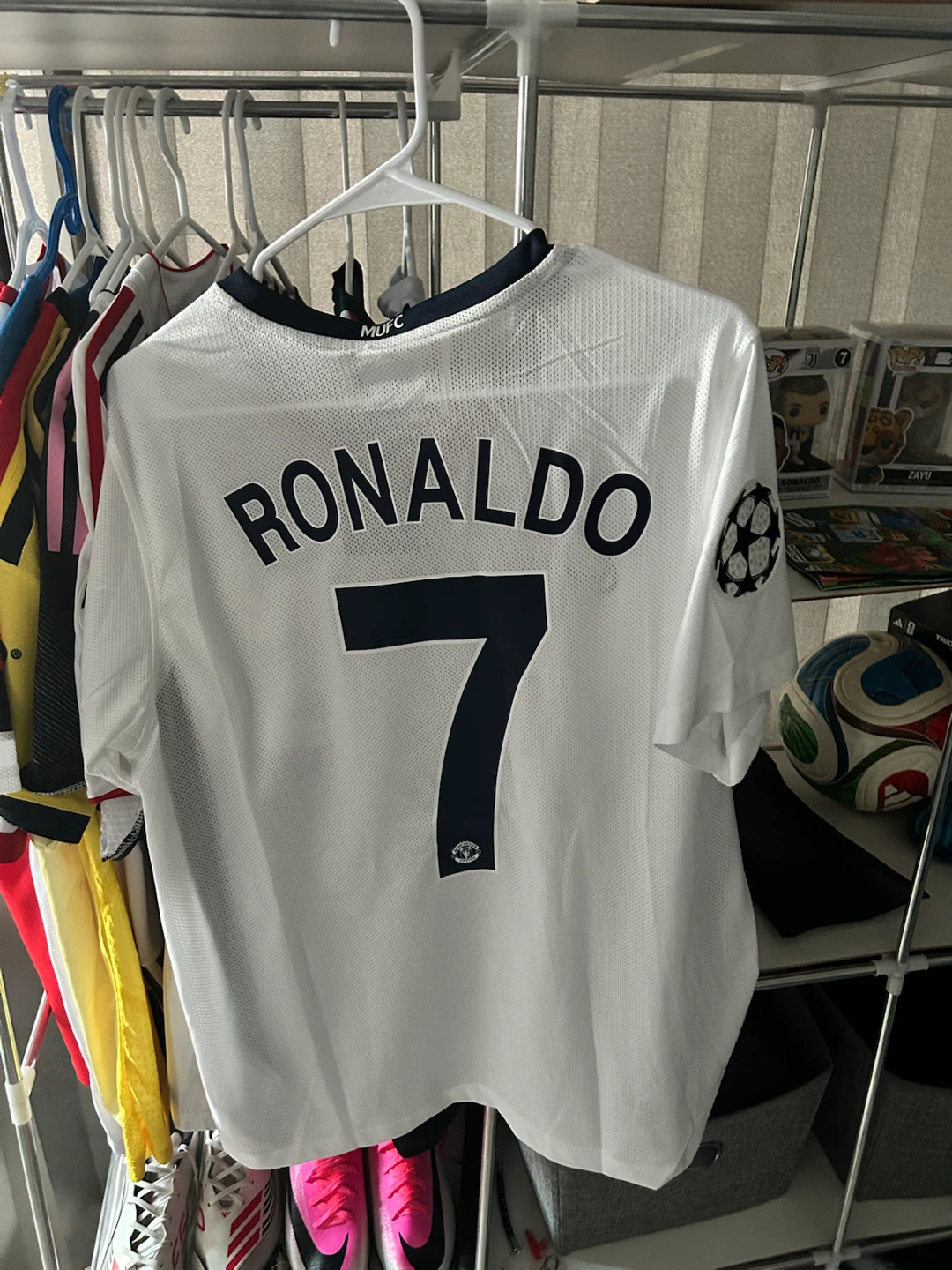 Manchester United Ronaldo Jersey - photo 2