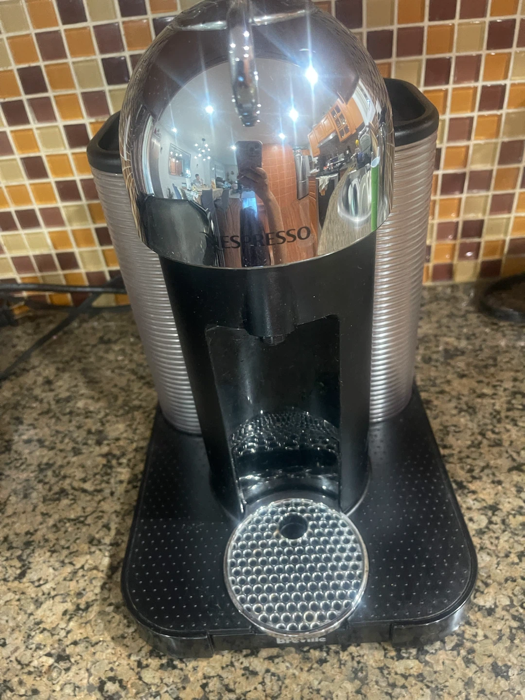 Machine à espresso Nespresso par Breville
