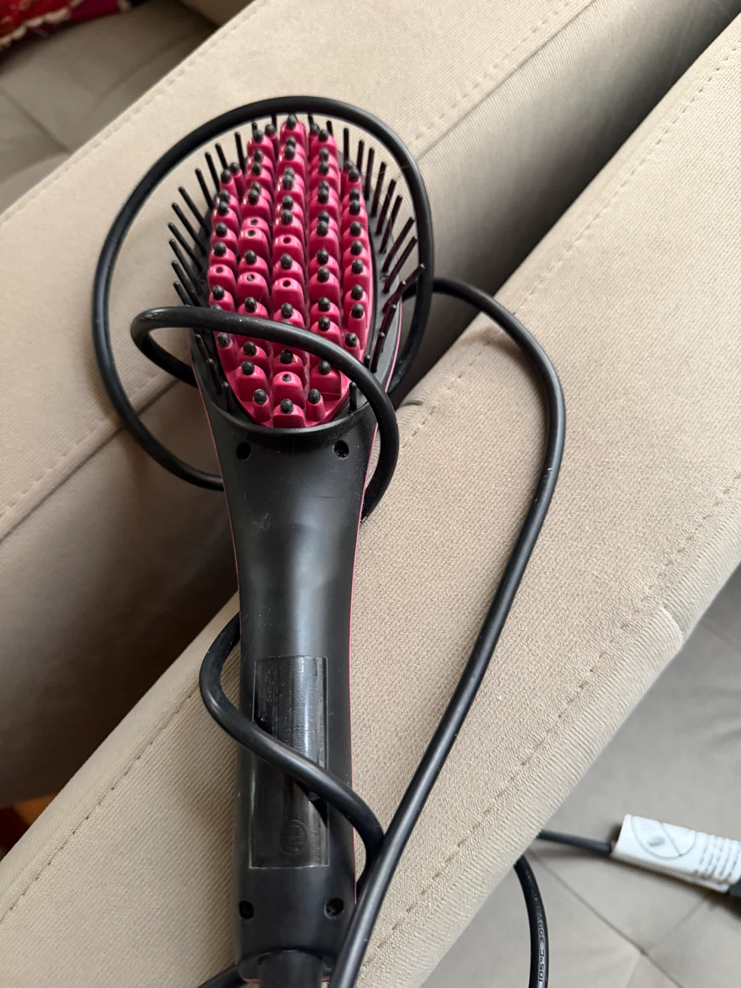 Hair Straightening Brush - photo 3