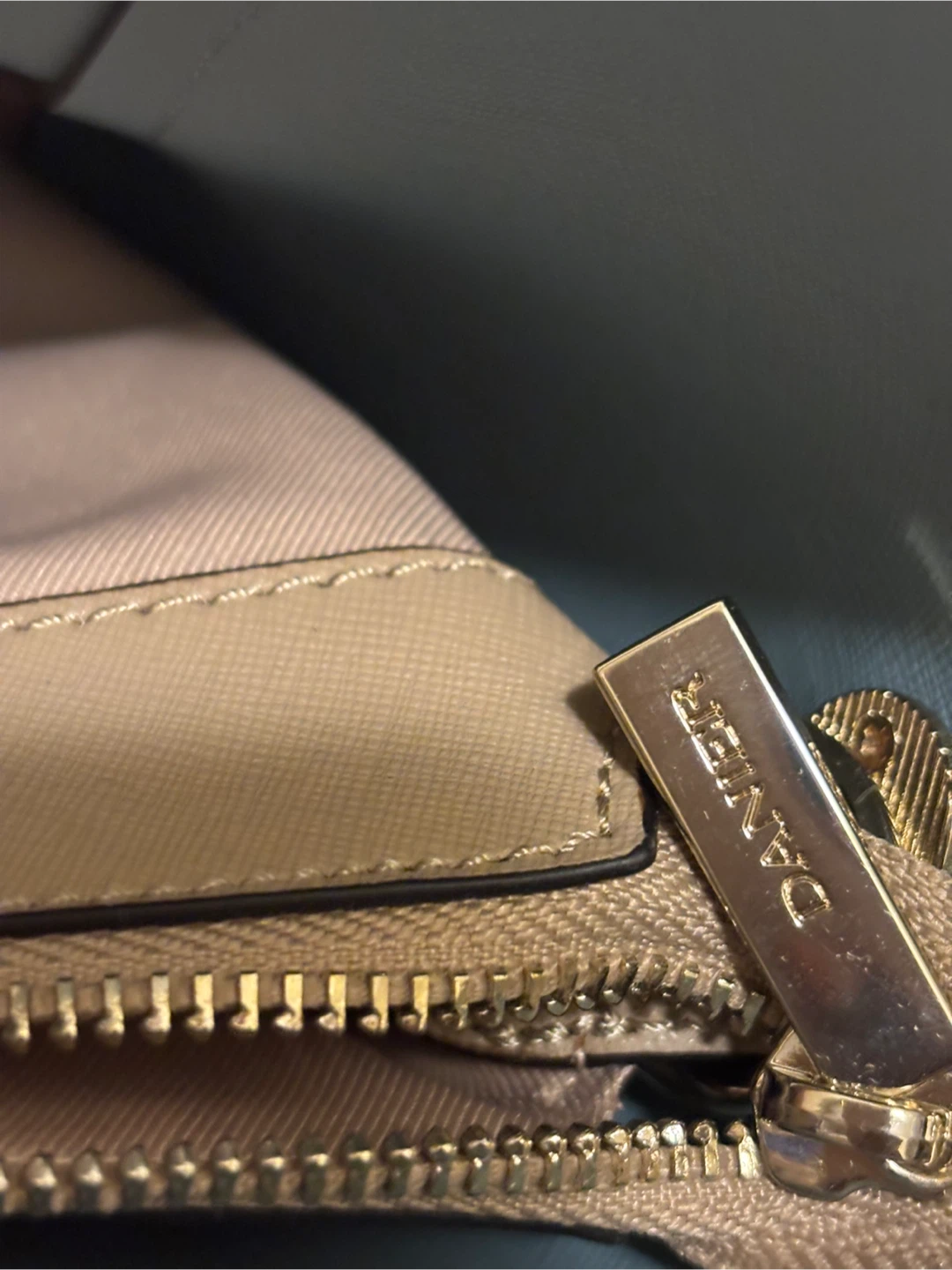 Danier Tan Leather Tote Bag - photo 4